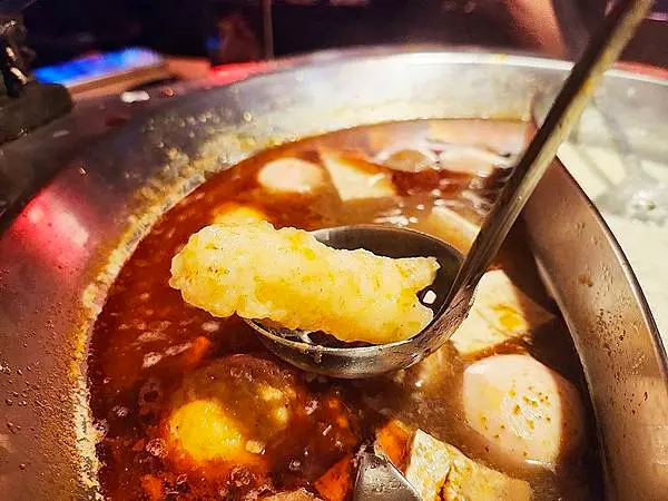 台北麻辣鍋推薦！四川龍府放感情，正宗四川風味麻辣鍋，搭配道地