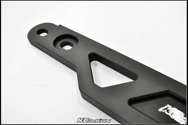 KC-UML8-VW0002 VW Golf 7 Middle Lower Reinforcement_08.jpg