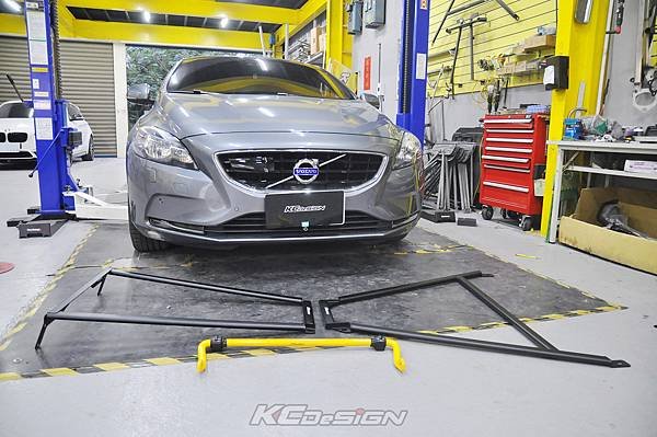 Volvo V40 T4 安裝 KCDesign 底盤結構桿、後防傾桿_002.jpg