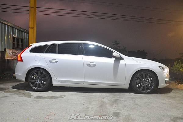 Volvo V60 D4 升級 KCDesign SM6 銀+350mm、後350mm打孔浮動烤銀、避震、渦輪管_023.jpg