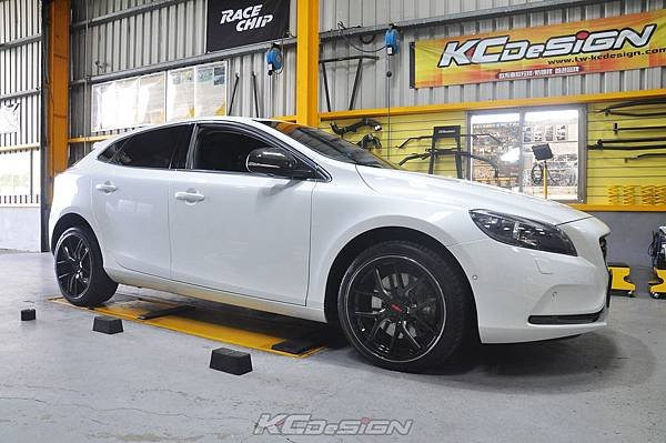 Volvo V40 T3 安裝 KCDesign 鋁合金渦輪管_032.jpg