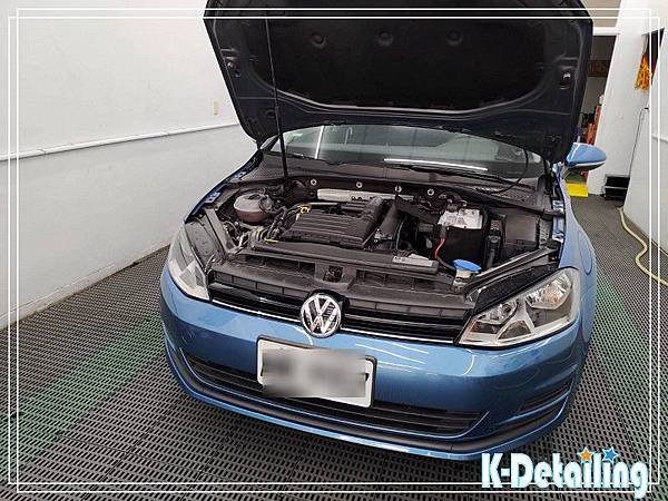 25611Volkwagens福斯2016年1.2 TSI Golf來店更換電瓶.jpg