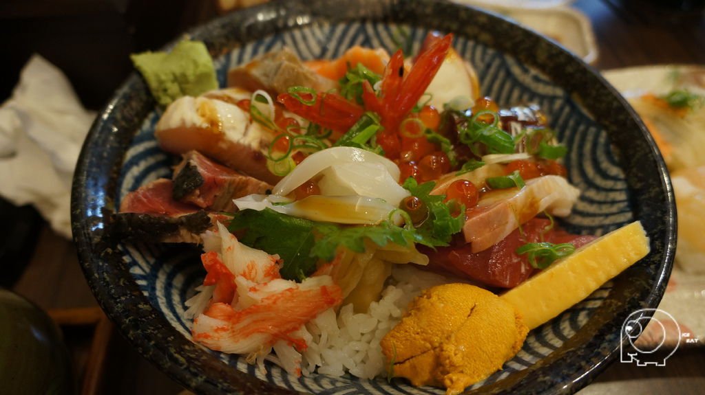 海膽加海鮮丼