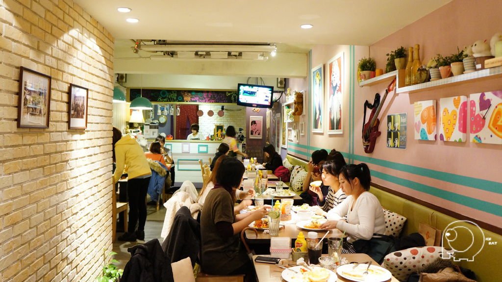 店內人潮