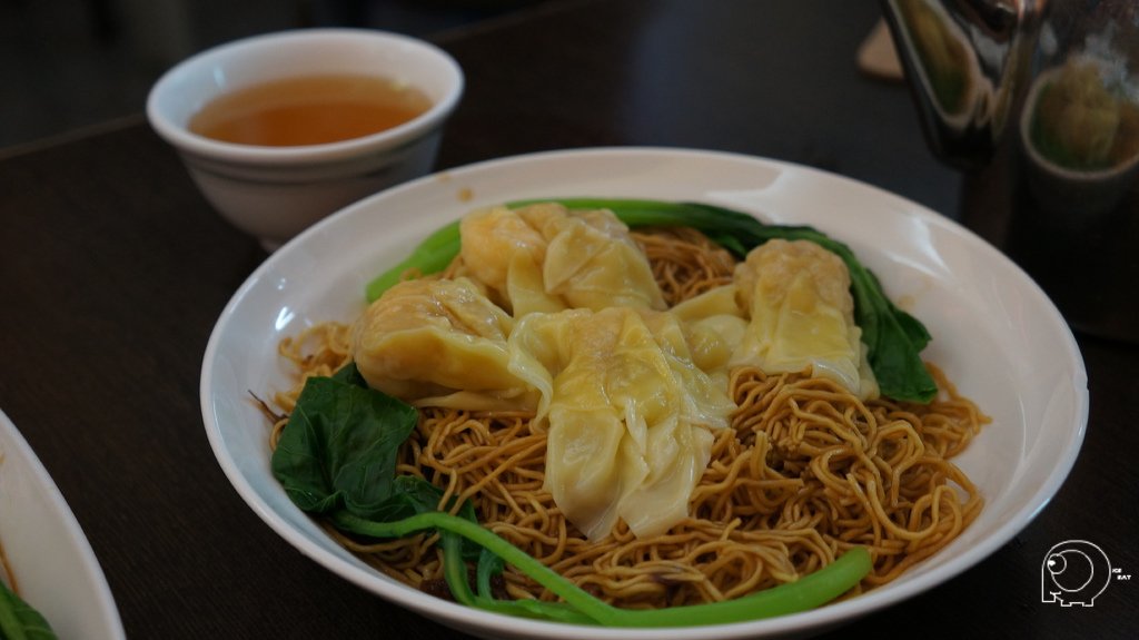 港式雲吞撈麵