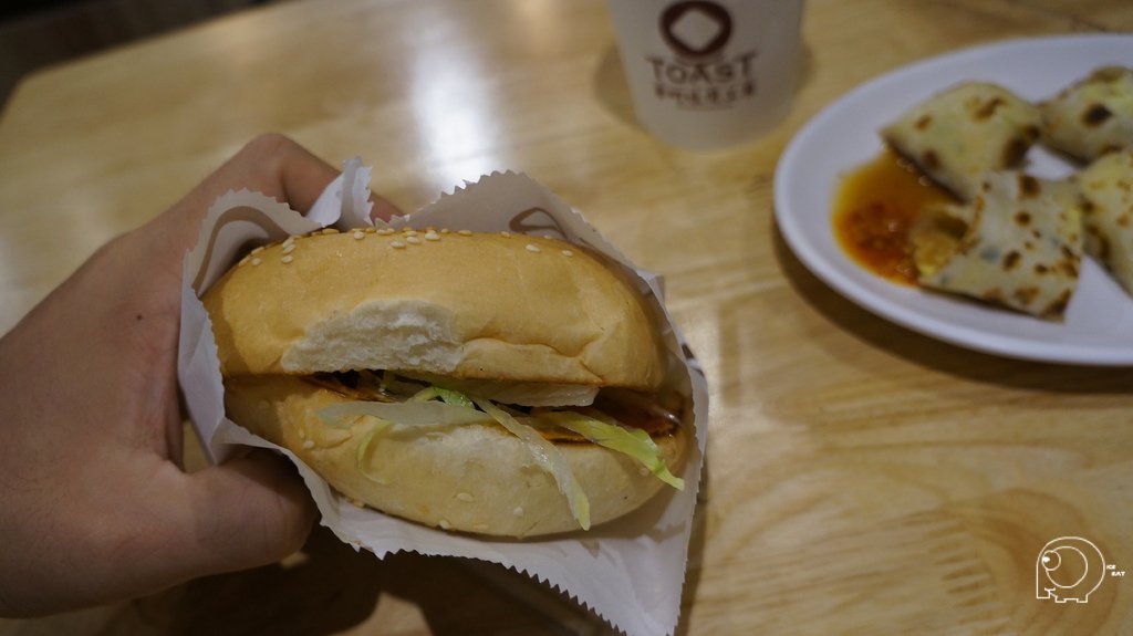 國王厚牛美式漢堡