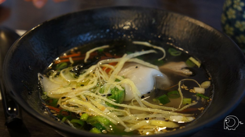 鮮蝦大餛飩湯