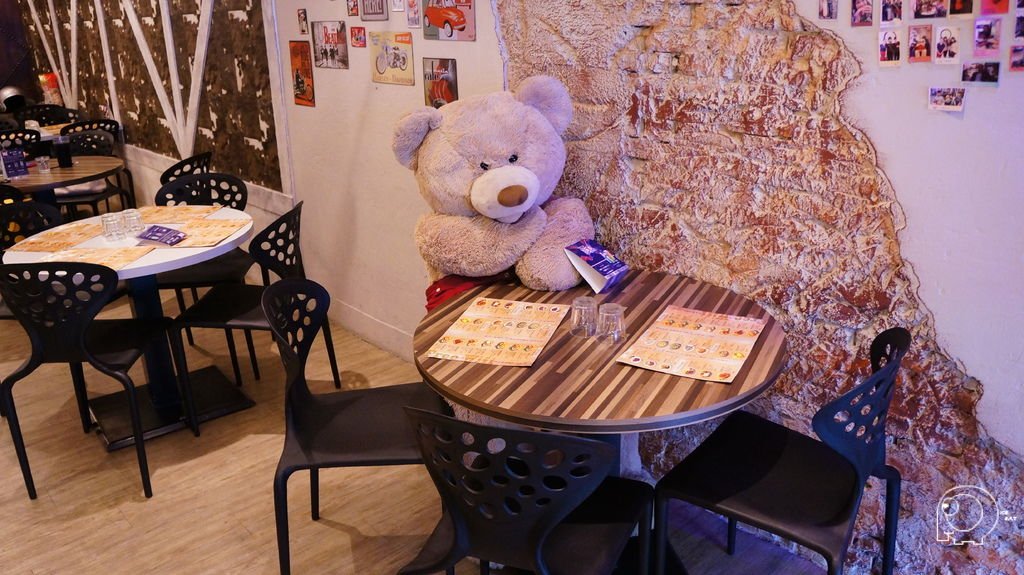 店內