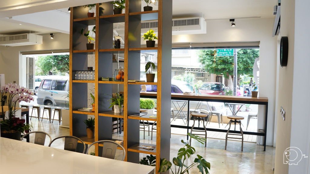 店內
