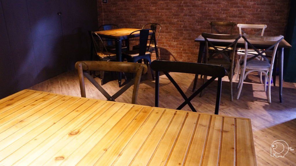 店內