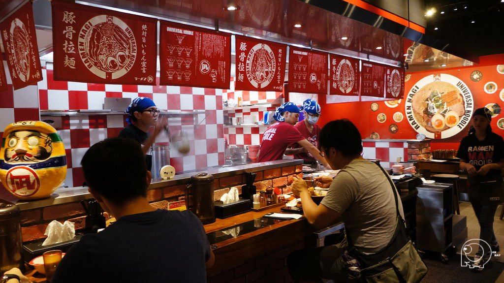 店內