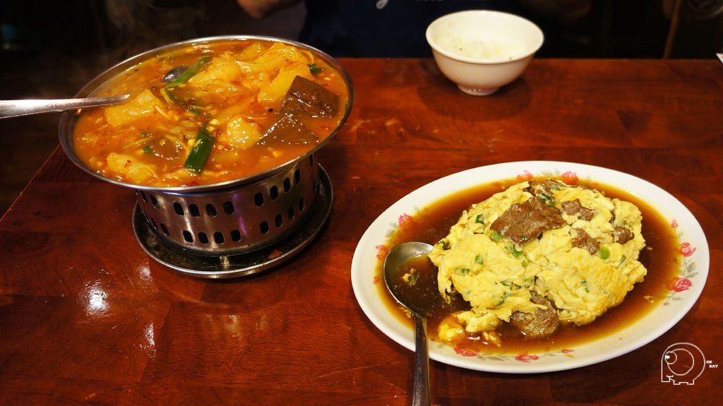 滑蛋牛肉&amp;麻辣蹄筋煲