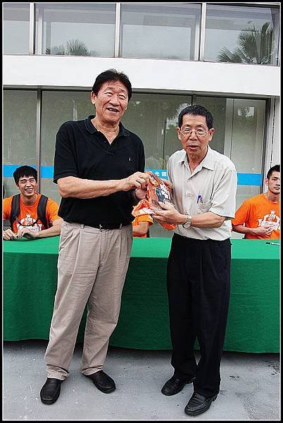 nEO_IMG_IMG_0575