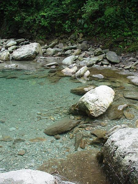 jin yue waterfall