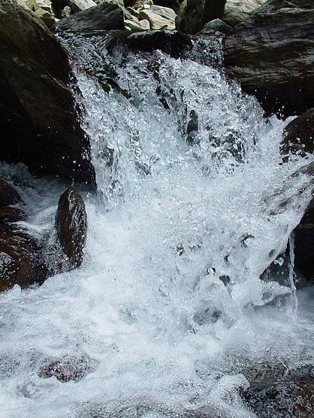jin yue waterfall