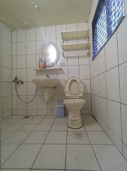 566249.jpg