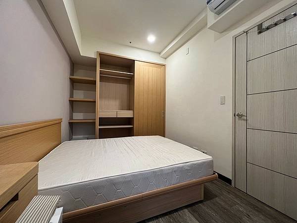 (已出租)台南租屋~安平高樓層優質溫馨兩房+平車