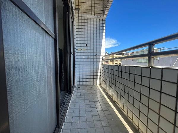 LINE_ALBUM_近市政府可貓陽台套房B502_240801_2.jpg