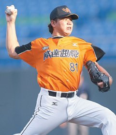 20111028台中威達林柏佑.jpg