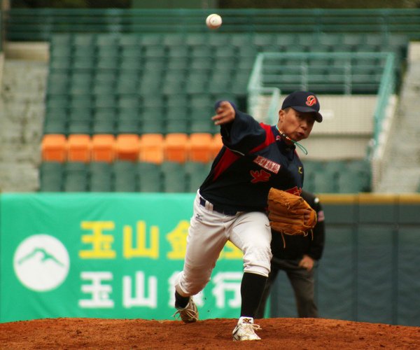 20111226平鎮高中黃逸鑫.jpg