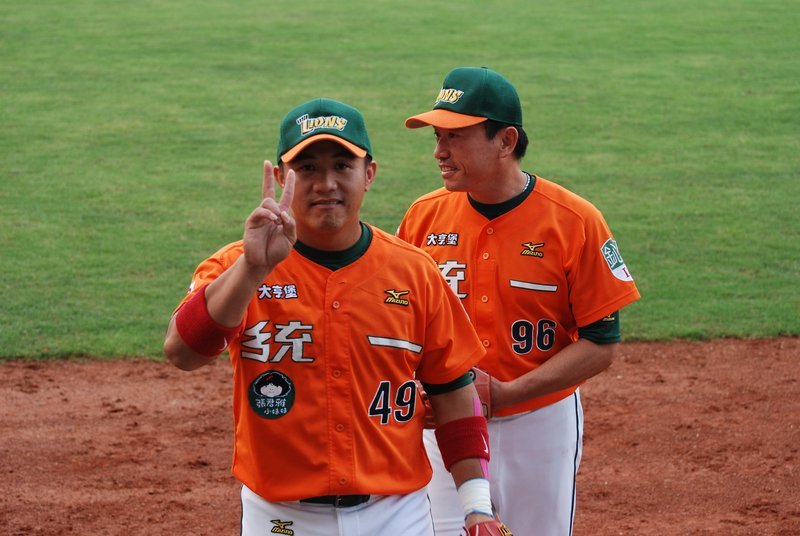 20110520統一獅張泰山03.jpg