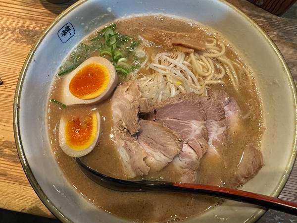 琵琶湖、奈良、大阪 01.12.2023 to 06.12.