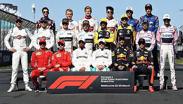 2018 F1車手合照.jpg