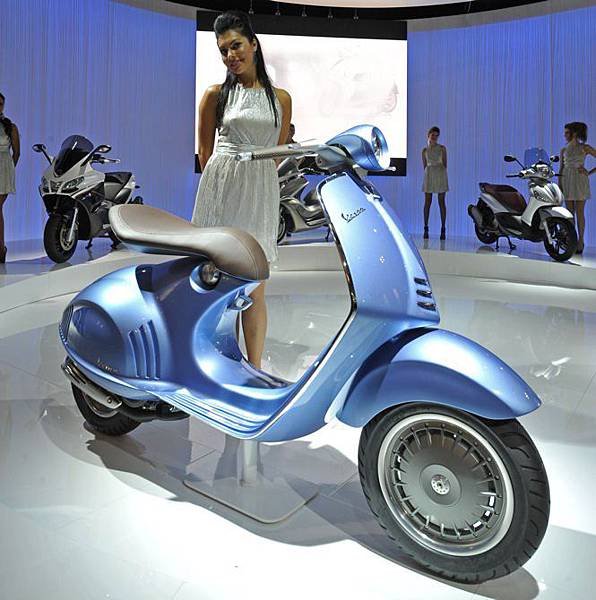vespa-46-eicma-2011-3_newformat