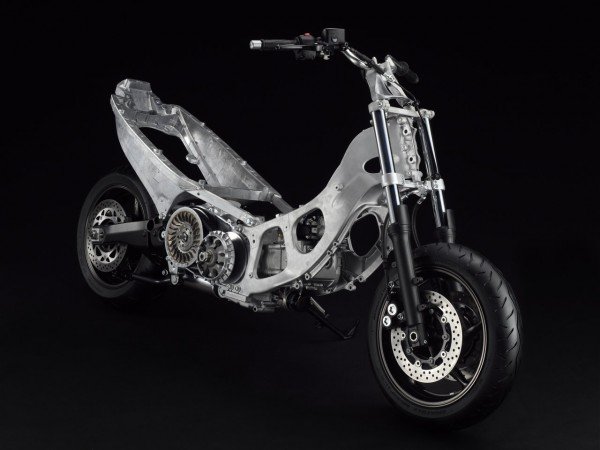 big_Yamaha_TMax_2012d_05-600x450.jpg