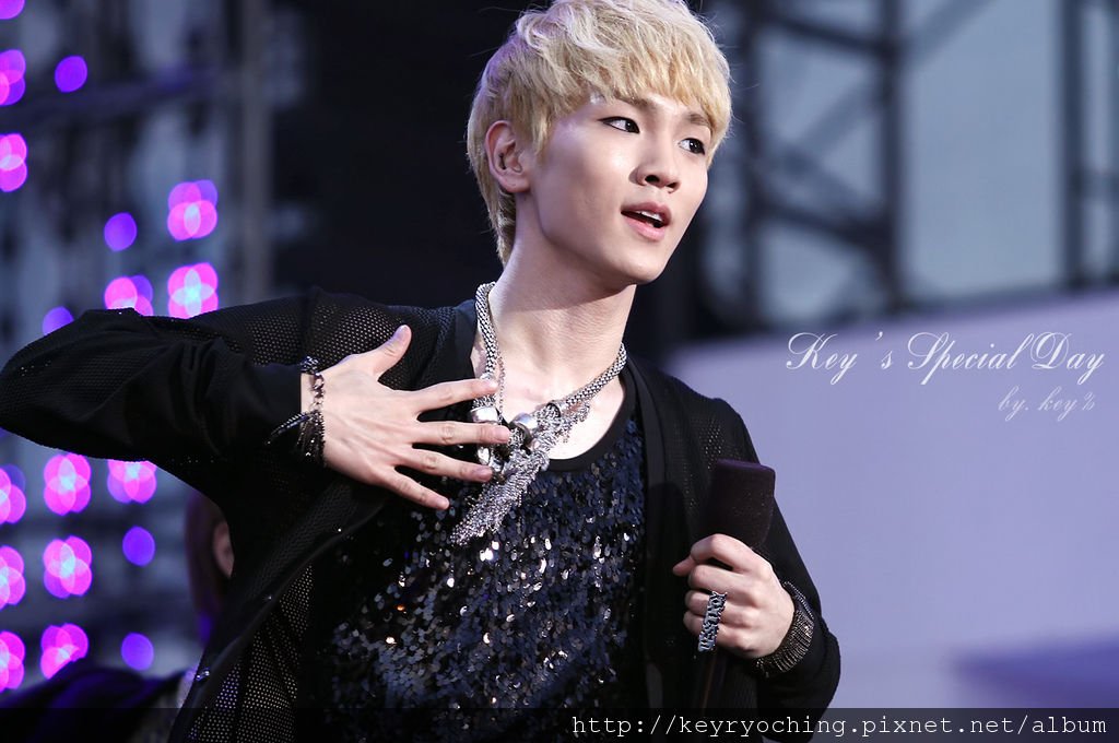 110923_bday_key_02.jpg