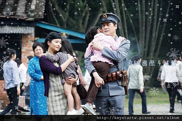 接過小正後，老高與妻子面對未來日子更感到不安_副本