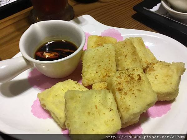 【Kay食記】簡餐 - 聚亭軒茶飲、美食館 - 吃在台中(沙