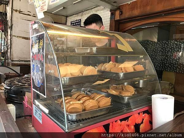 【Kay食記】車輪餅、紅豆餅、甜點、小吃 - 二舅仔的車輪餅