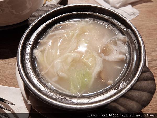 【Kay食記】 自助餐、吃到飽 - 聯上大飯店-帕里巴黎自助