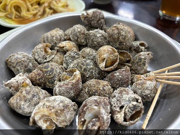 【Kay食記】左營區   吃熱炒、聊天、喝酒的好去處【故鄉家