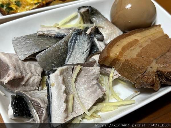 【Kay食記】香菇肉飯、虱目魚、雞肉飯 - ​​和平香菇肉飯