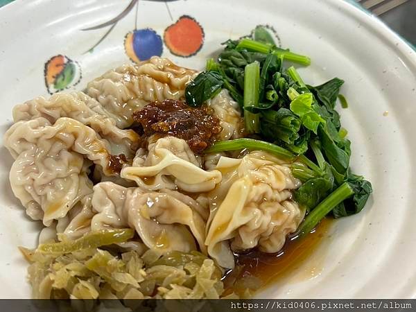 【Kay食記】武廟商圈的餛飩抄手店，生餛飩生抄手也有賣的【陳