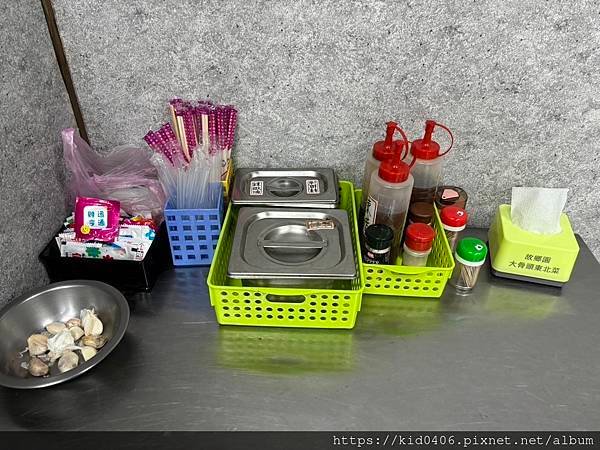 【Kay食記】故鄉園大骨頭東北菜 - 吃在高雄(新興區)