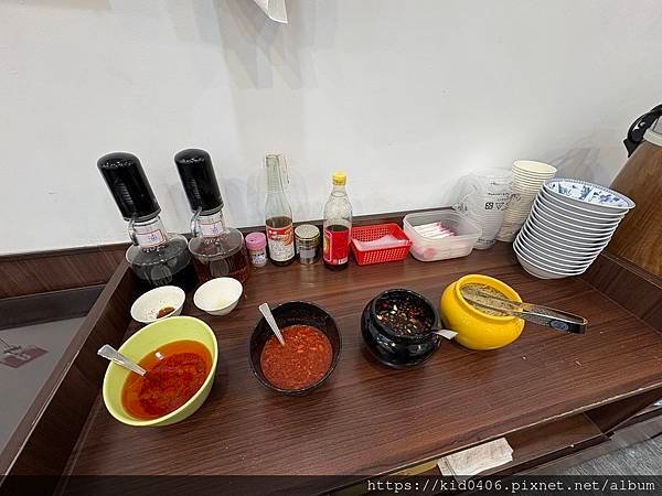 【Kay食記】京廚-北平京廚重新登場，蒸餃鮮，捲餅香，好味道