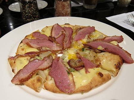 PIZZA PUB