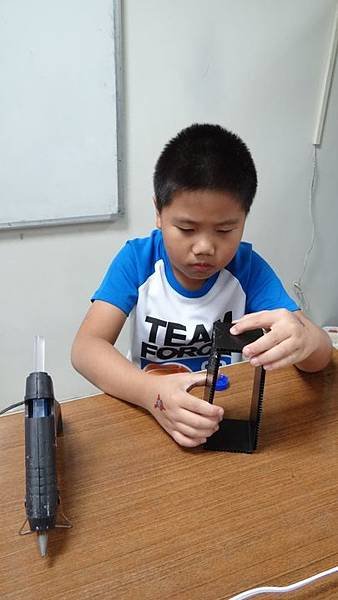20171206手作機器人身軀 004.JPG