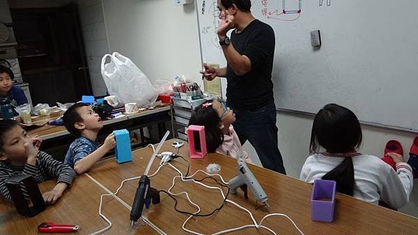 20171206手作機器人身軀 014.JPG