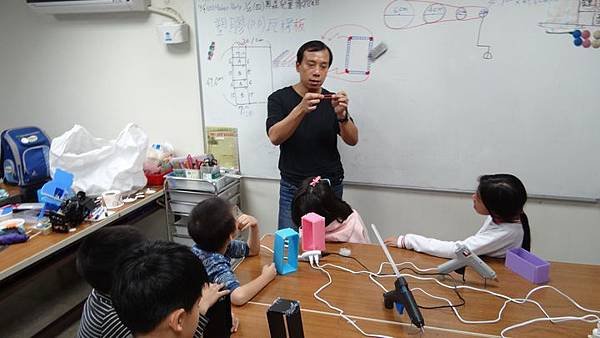 20171206手作機器人身軀 013.JPG