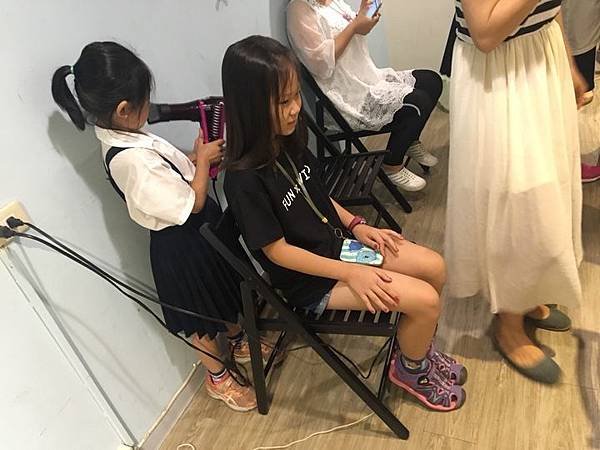 20180629 美甲美髮課 017.jpg