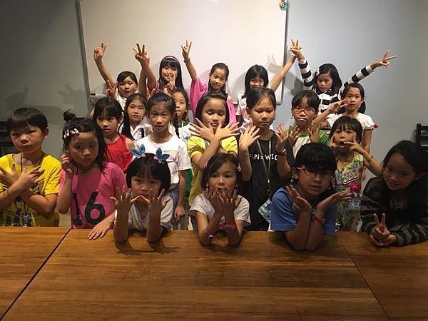 20180629 美甲美髮課 034.jpg