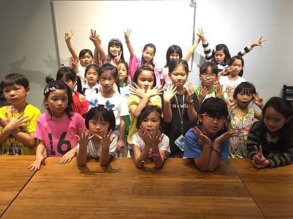 20180629 美甲美髮課 033.jpg