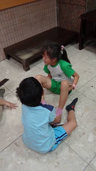 20190617 仰臥起坐與躲避球 008.JPG