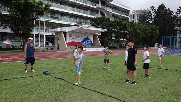 20190617 仰臥起坐與躲避球 035.JPG
