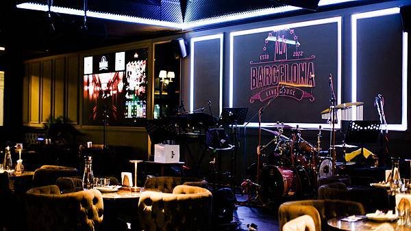 [高雄｜苓雅]巴賽隆納Barcelona Live Hous