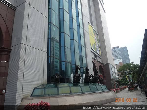 西面樂天百貨 (34).jpg